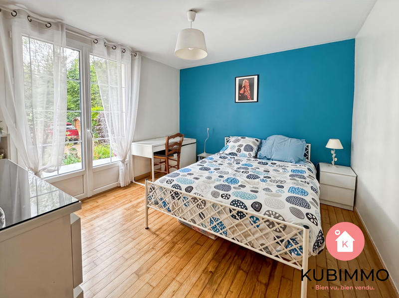 Maison - 212 m² - 8 pièces