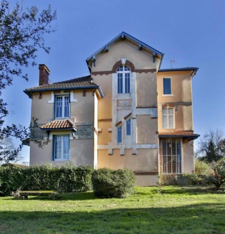 Maison - 190 m² - 8 pièces