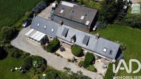 Maison - 180 m² - 11 pièces