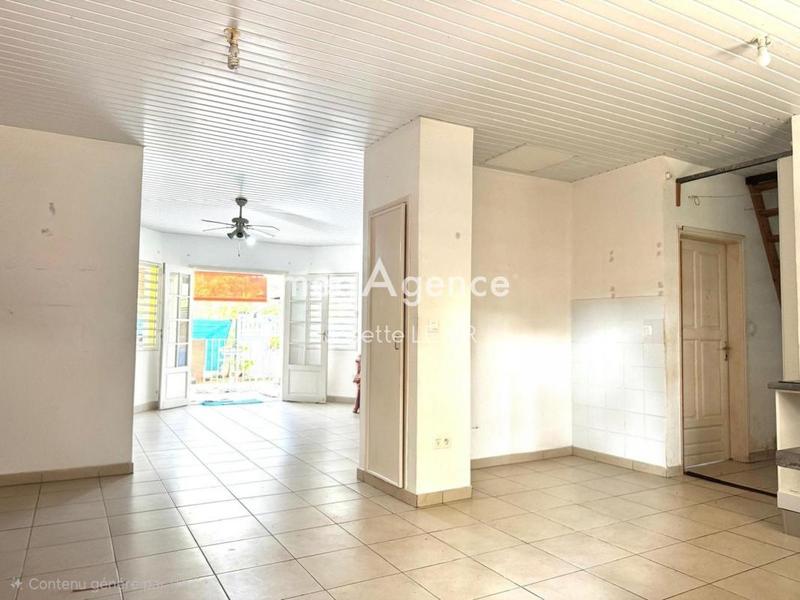 Maison - 98 m² - 4 pièces