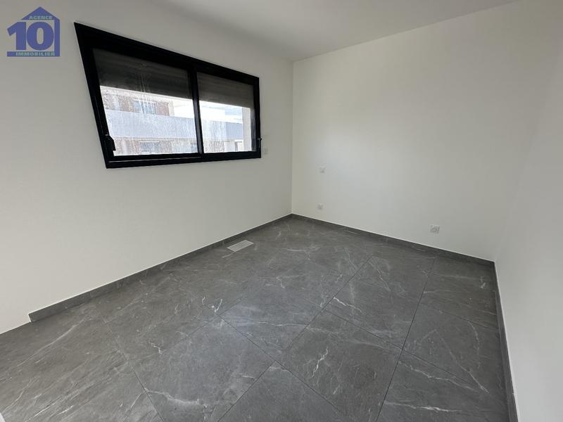 Maison - 98 m² - 4 pièces