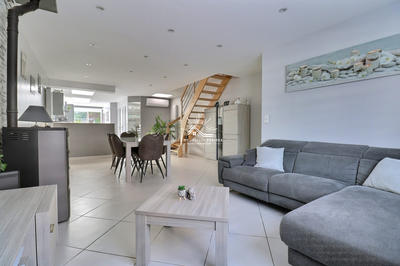 Maison - 110 m² - 4 pièces