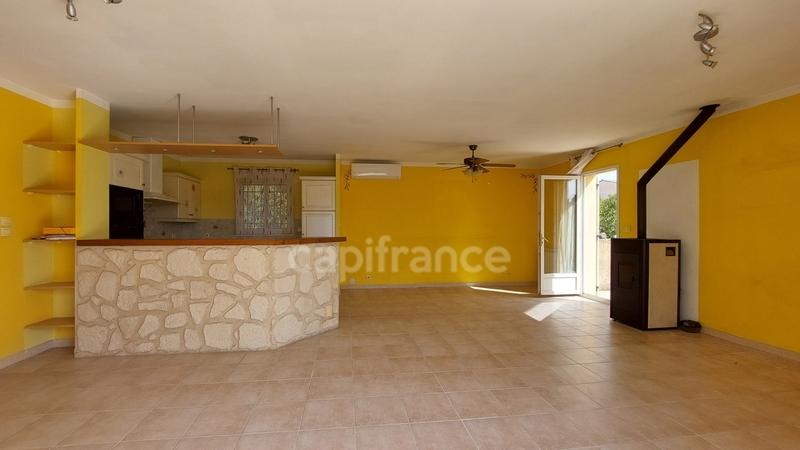 Maison - 104 m² - 5 pièces