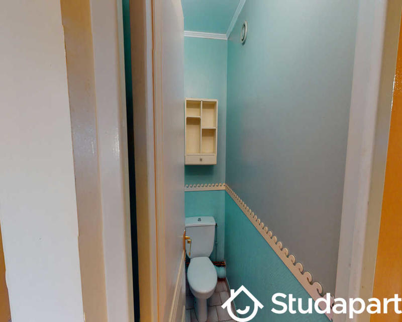 Chambre - 100 m² - 1 pièce