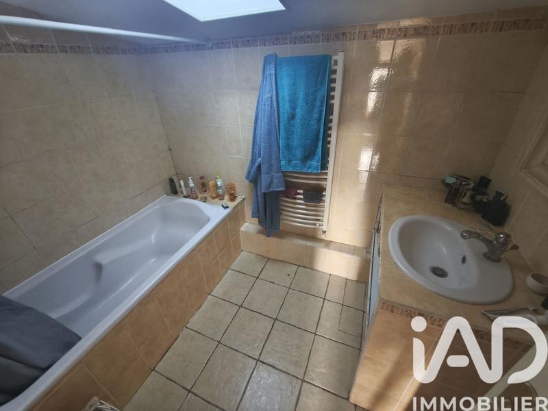 Maison - 185 m² - 6 pièces