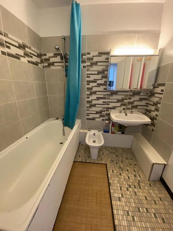 Appartement - 79 m² - 4 pièces