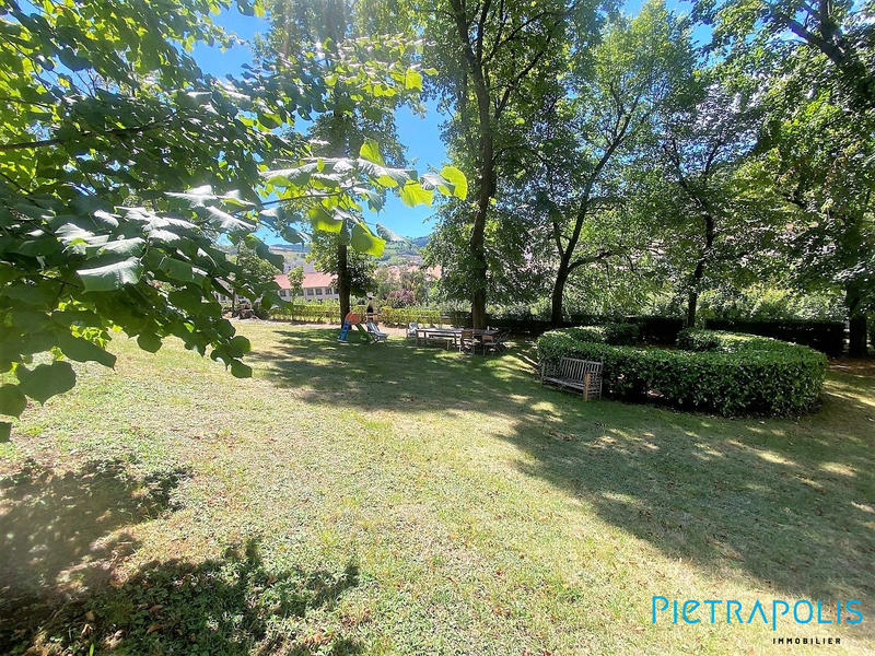 Appartement - 89 m² - 4 pièces