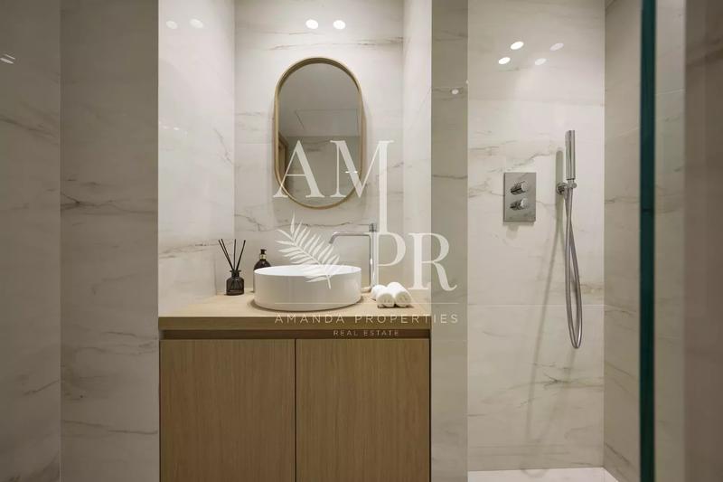 Appartement - 115 m² - 4 pièces