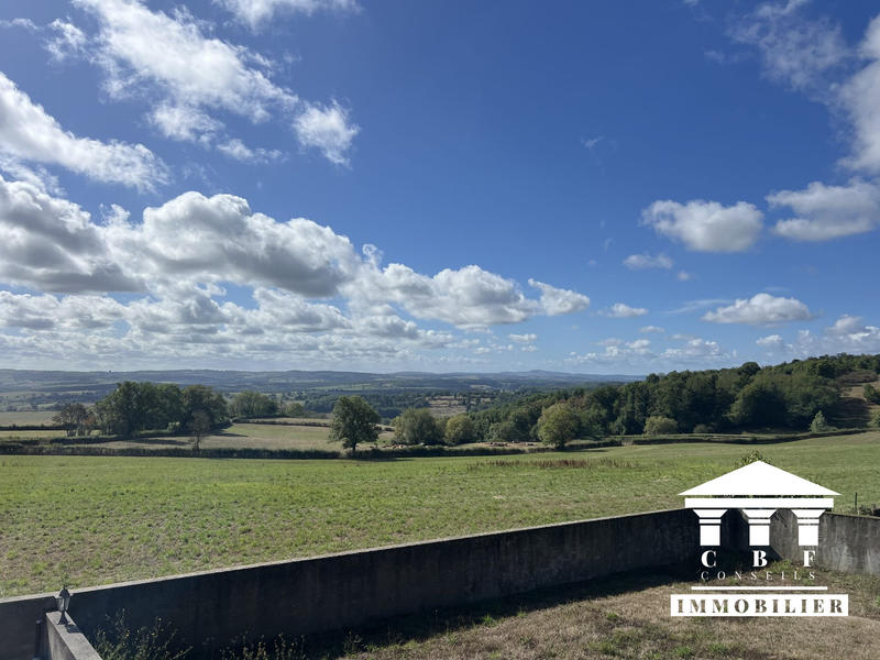 Maison - 183 m² - 7 pièces