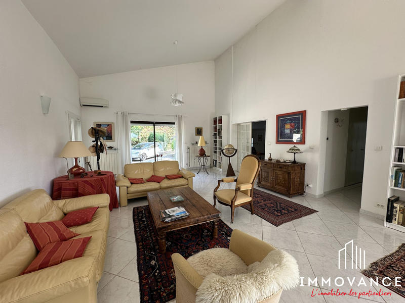 Maison - 189 m² - 5 pièces