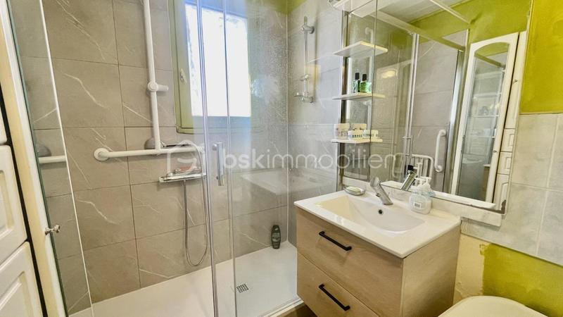 Maison traditionnelle - 97 m² - 5 pièces