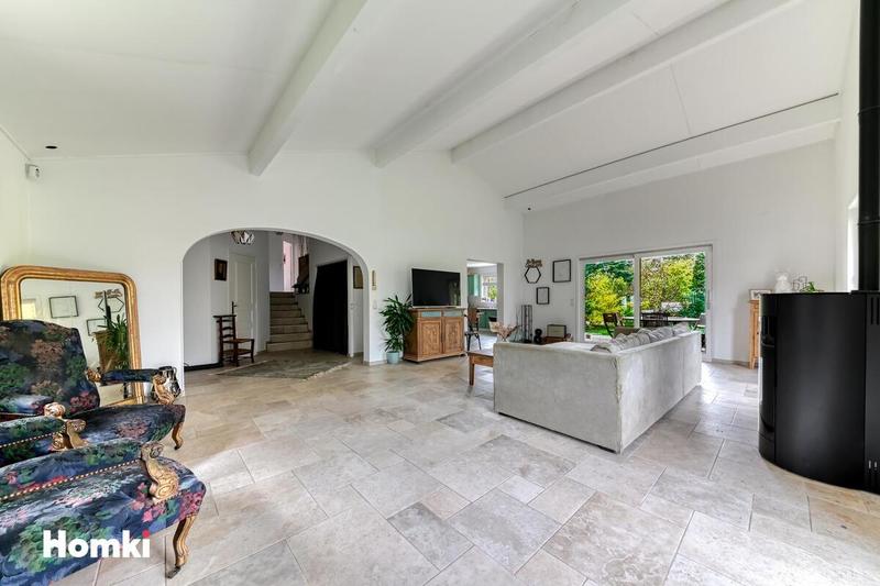 Maison - 185 m² - 6 pièces