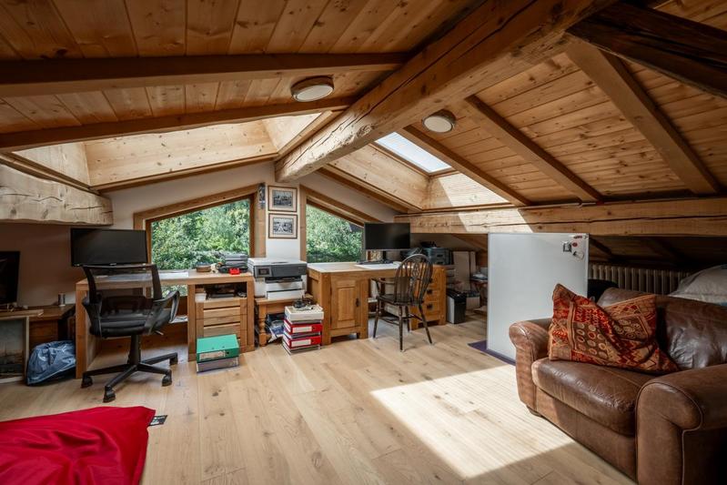 Châlet - 184 m² - 7 pièces