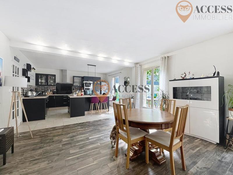 Maison - 161 m² - 6 pièces