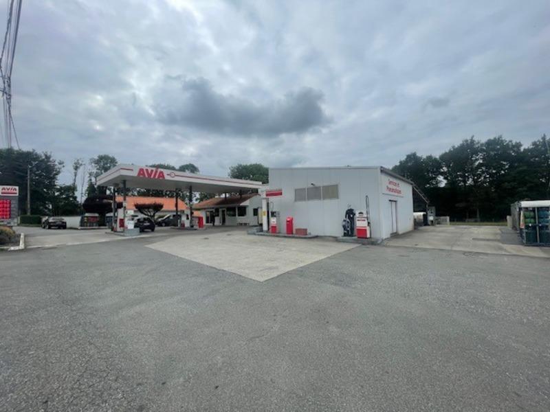 Local commercial - 255 m² - 5 pièces