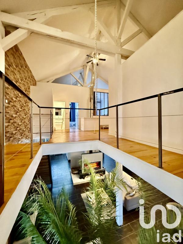 Maison de ville - 278 m² - 7 pièces