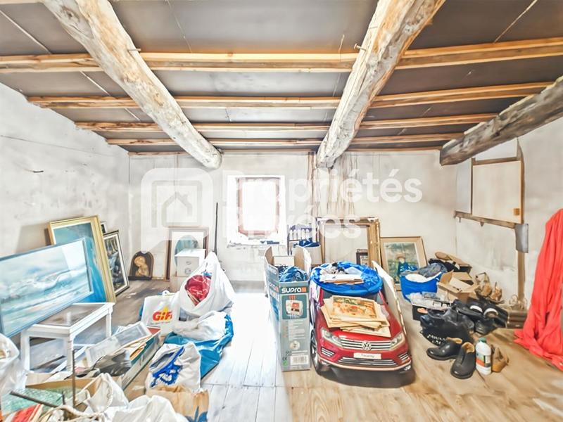 Maison - 97 m² - 5 pièces