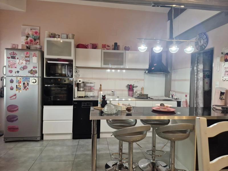 Maison de village - 220 m² - 6 pièces