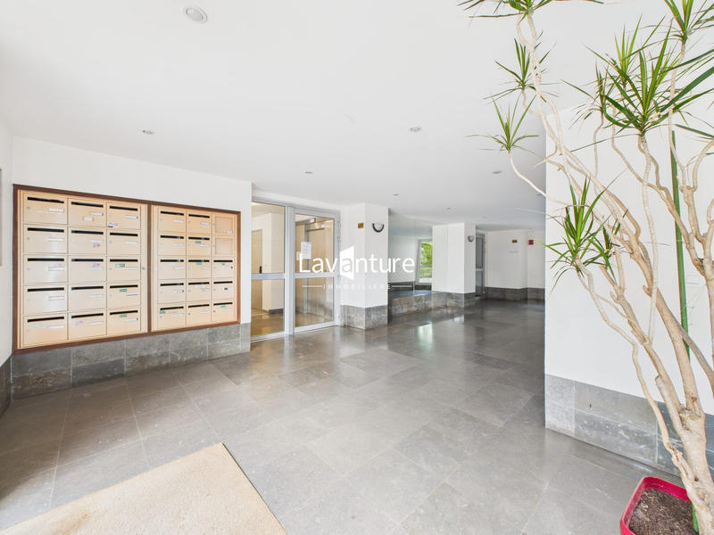 Appartement - 89 m² - 4 pièces