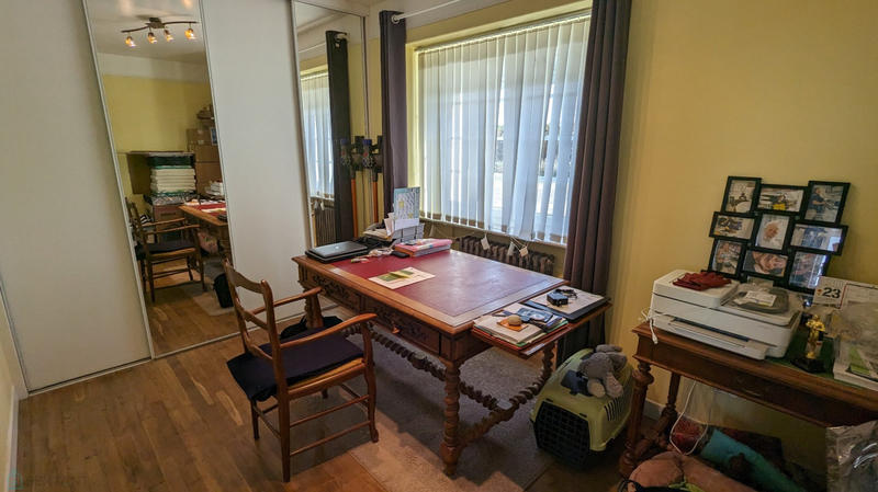 Maison - 185 m² - 9 pièces