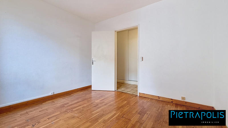 Appartement - 94 m² - 4 pièces