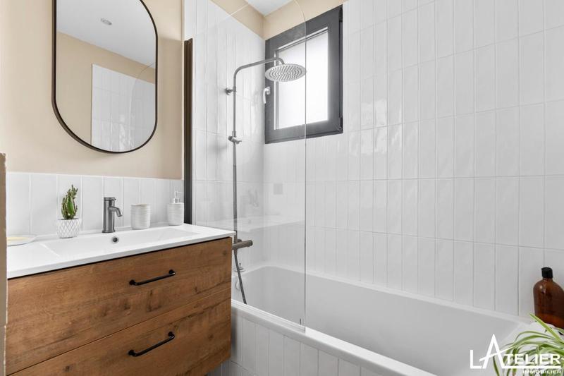 Maison - 85 m² - 5 pièces