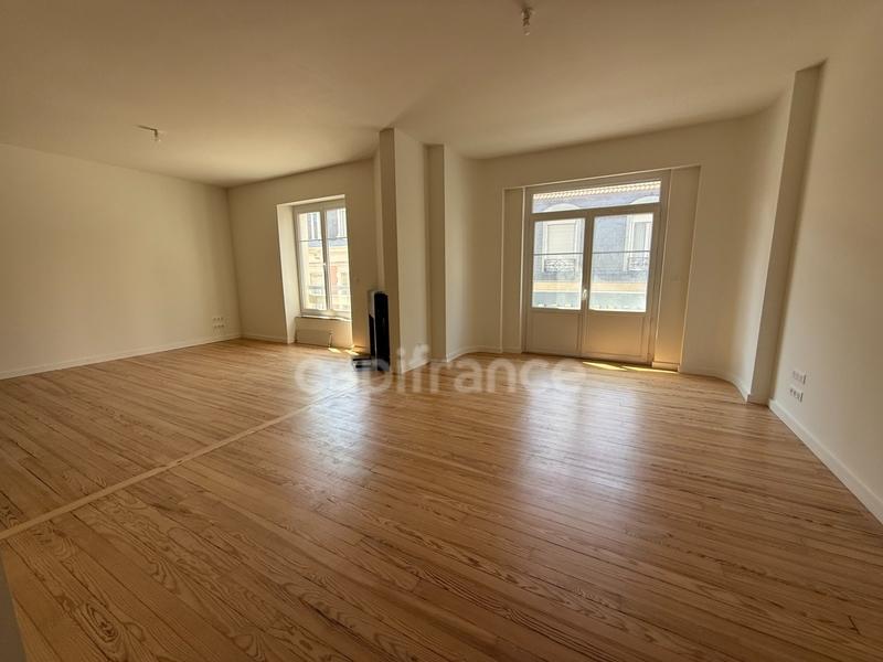 Appartement - 110 m² - 5 pièces