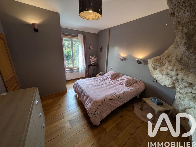 Maison - 204 m² - 8 pièces