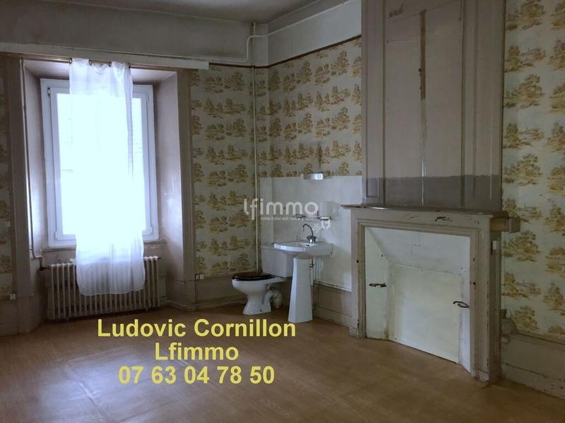 Maison de village - 280 m² - 8 pièces