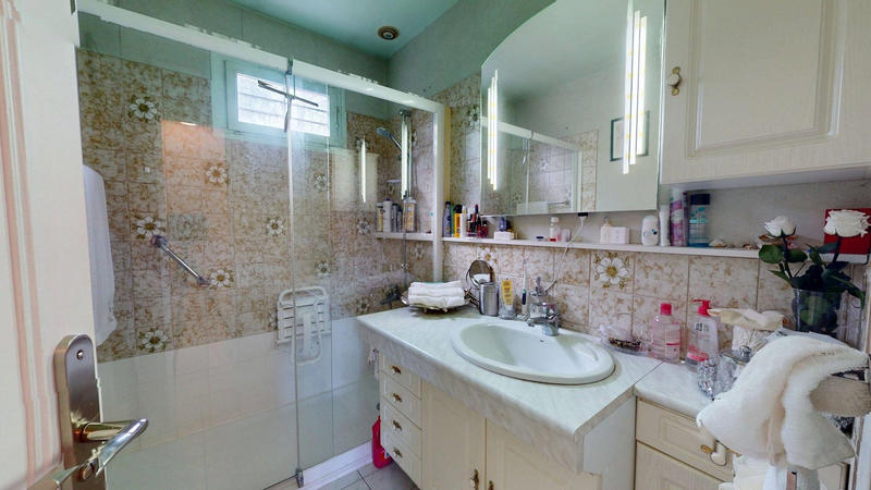 Maison - 85 m² - 5 pièces