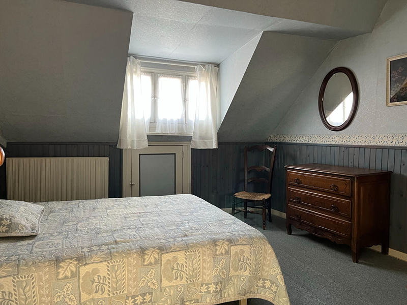 Maison - 128 m² - 7 pièces