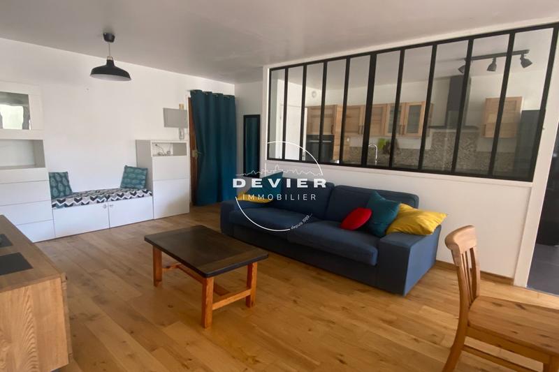 Appartement - 86 m² - 3 pièces