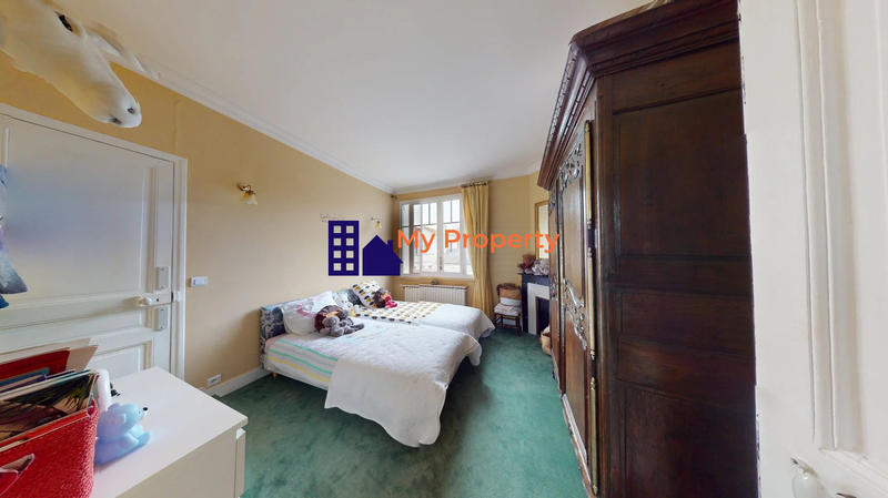 Maison - 175 m² - 7 pièces