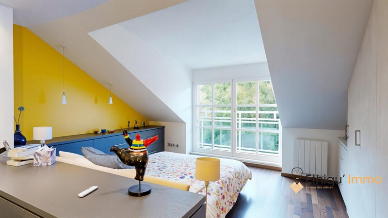 Maison - 171 m² - 5 pièces