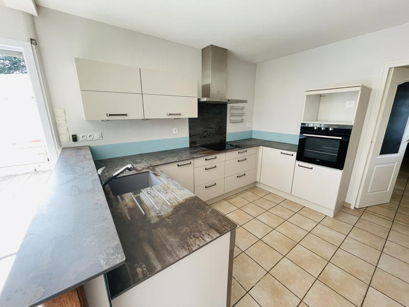 Maison - 207 m² - 8 pièces