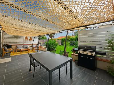 Maison - 98 m² - 4 pièces