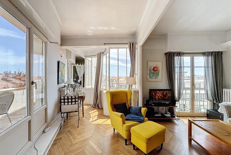 Penthouse - 47 m² - 2 pièces