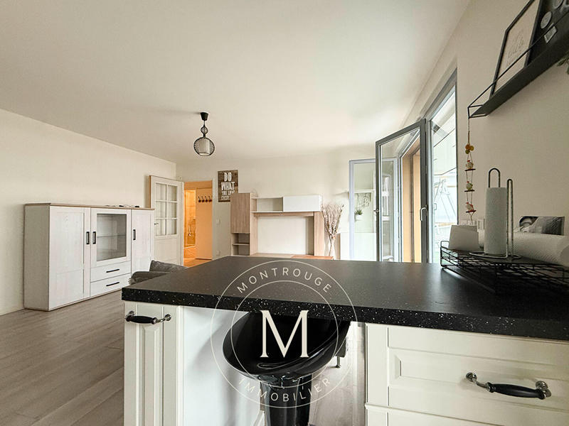 Appartement - 65 m² - 3 pièces