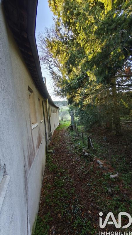 Maison de village - 420 m² - 14 pièces