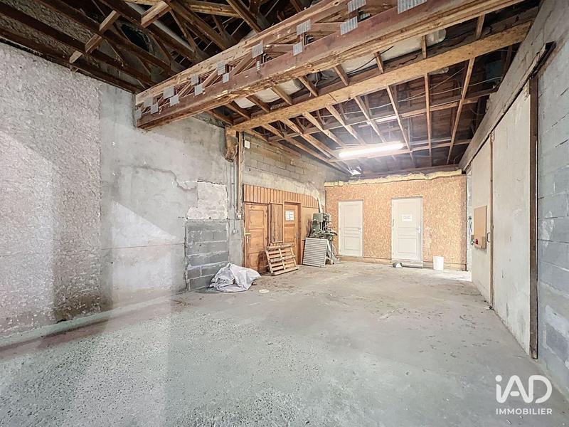 Local commercial - 2 460 m²