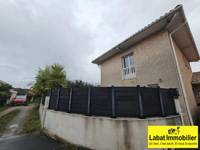 Maison - 86 m² - 4 pièces