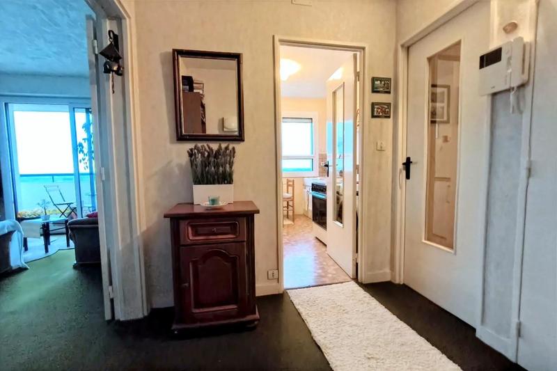 Appartement - 79 m² - 4 pièces