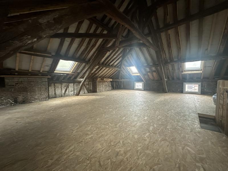 Local d'activités - 164 m²