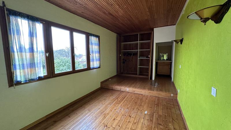 Maison - 284 m² - 11 pièces