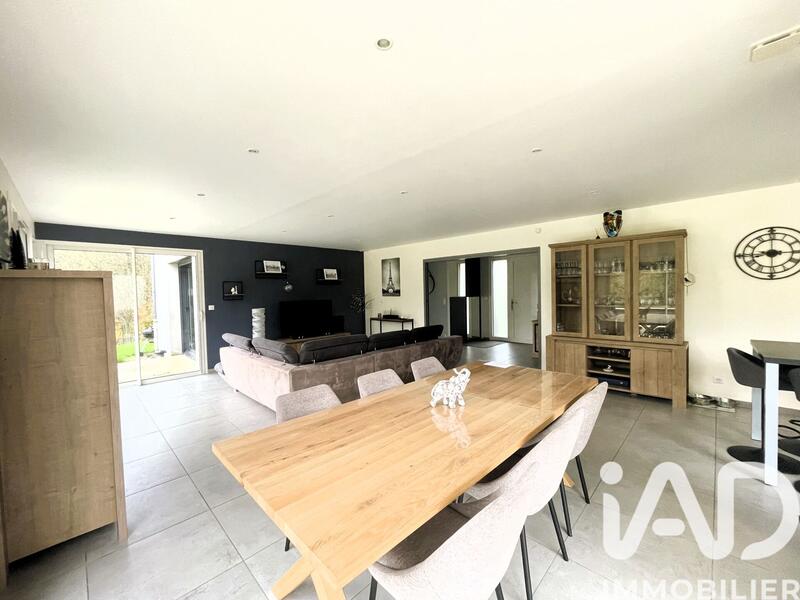 Maison - 160 m² - 6 pièces