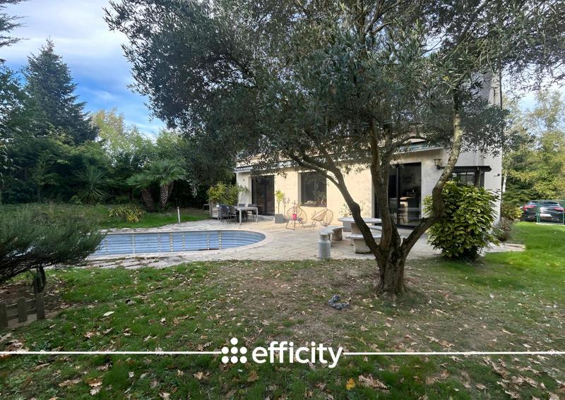 Maison - 135 m² - 5 pièces