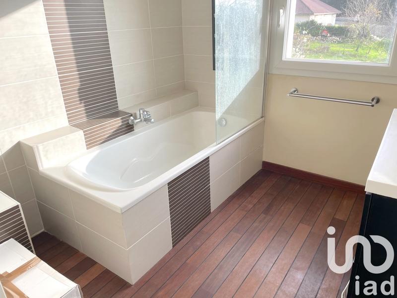 Maison - 195 m² - 7 pièces