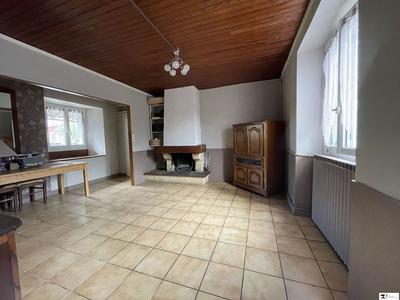 Maison traditionnelle - 112 m² - 4 pièces