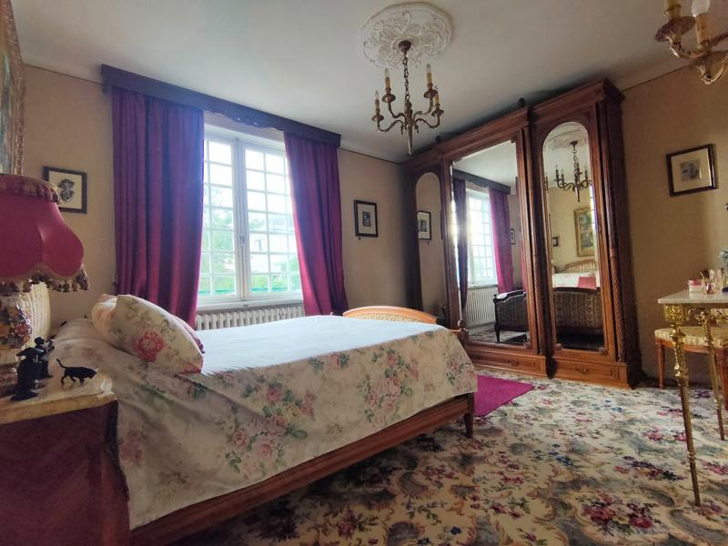 Maison ancienne - 190 m² - 9 pièces