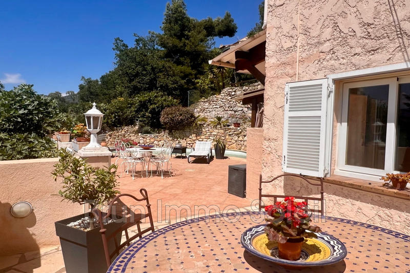 Maison - 180 m² - 6 pièces